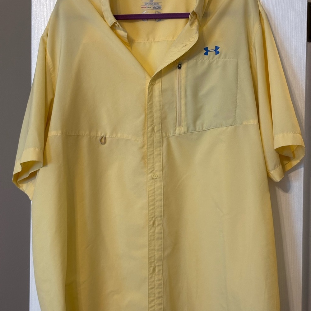 Under Armour Light Yellow HeatGear Shirt Men’s Button Down